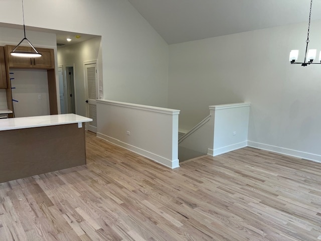 Building Photo - 3025 W Ainslie St