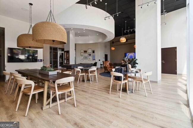 Foto del edificio - 1080 Peachtree St NE