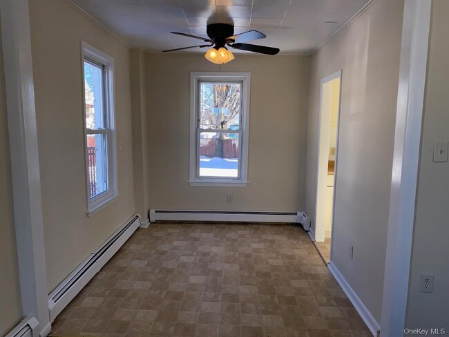 Building Photo - 6 Tor Ave