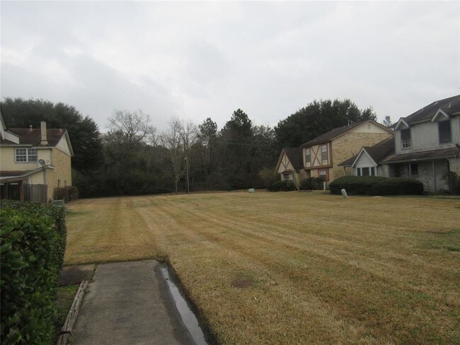 Building Photo - 2041 Countryside Village Blvd