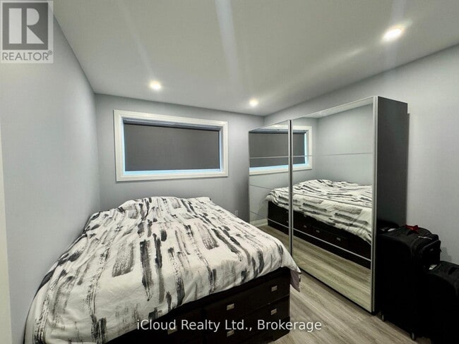 Photo du bâtiment - 78 Melvin Ave