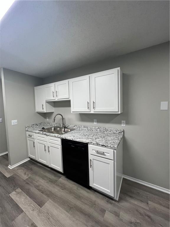 Foto del edificio - 1374 N Chickadee Ave