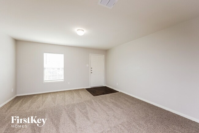 Building Photo - 6519 Fledgely Way
