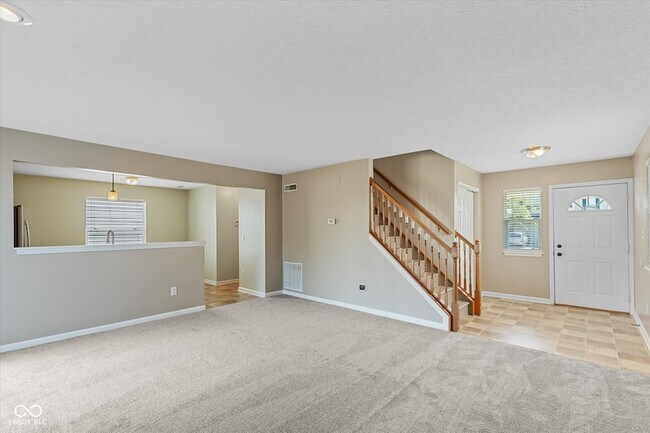 Foto del edificio - 2808 Dawnlake Dr