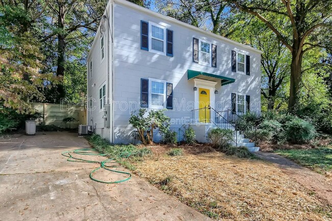 Building Photo - 406 S Columbia Dr