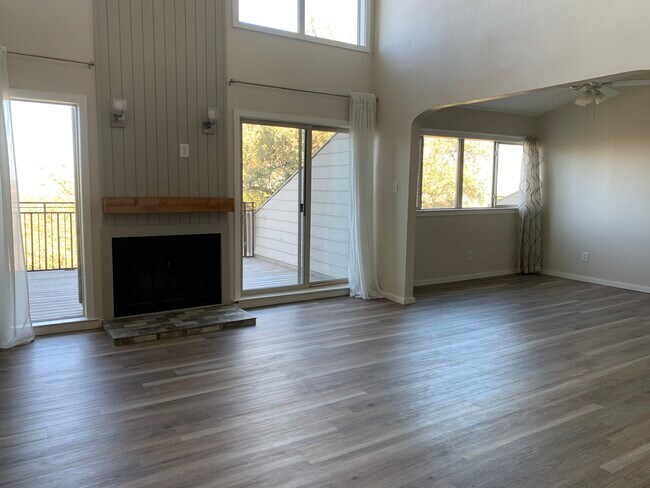 Foto del edificio - 307 Poker Chip