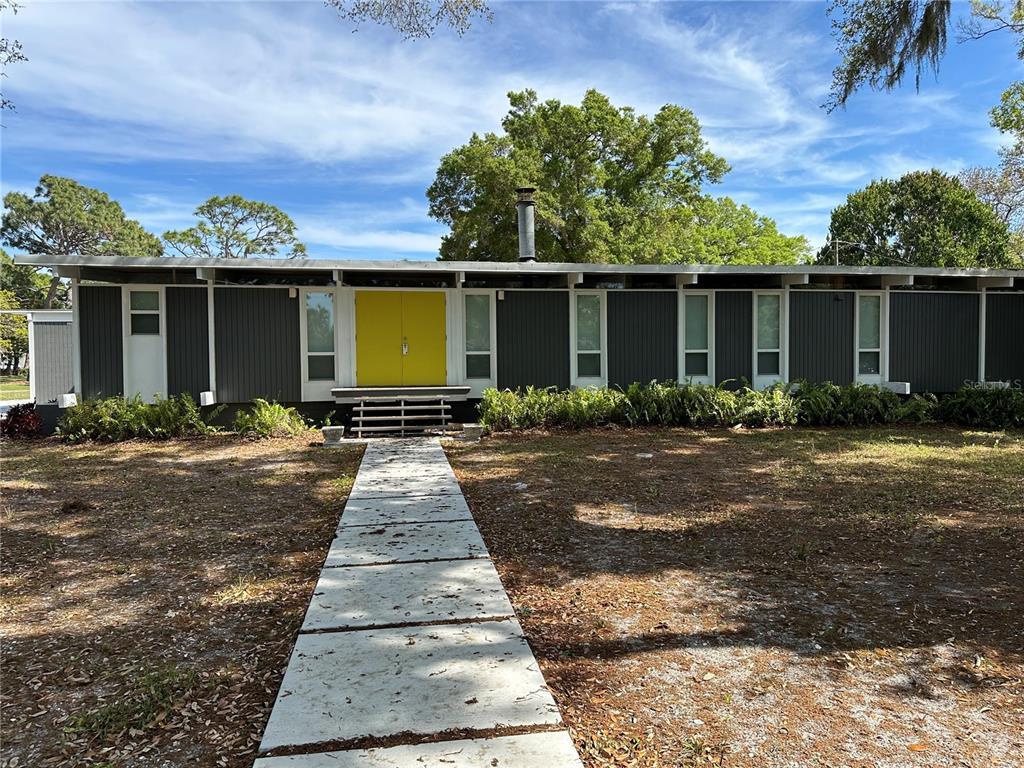 Primary Photo - 2636 Granada Cir E