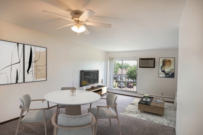 Studio - The Oaks Apartments