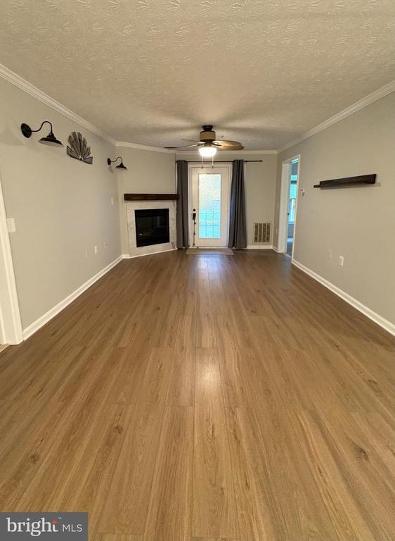 Foto del edificio - 653 Burtons Cove Way