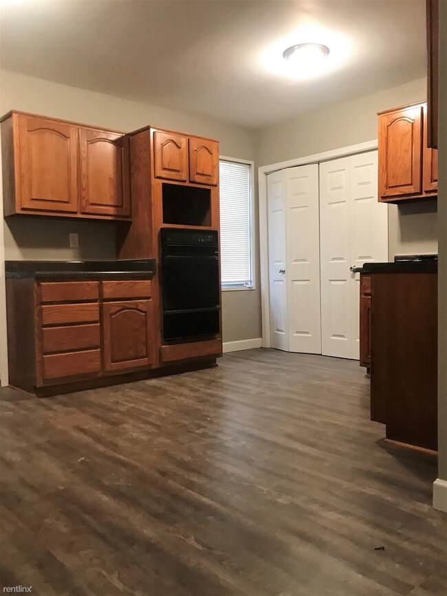Building Photo - 3 br, 1 bath House - 3522 Madewell St