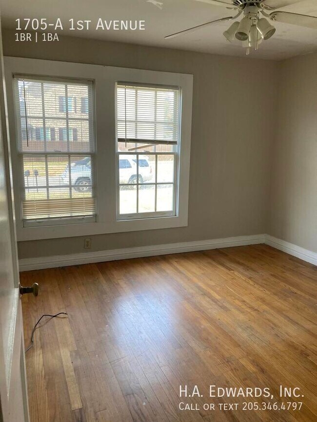 Foto del edificio - 1705 1st Ave
