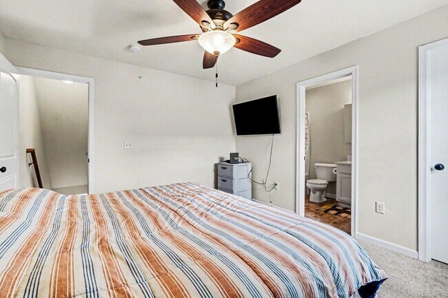 Foto del edificio - 519 Byler Cir