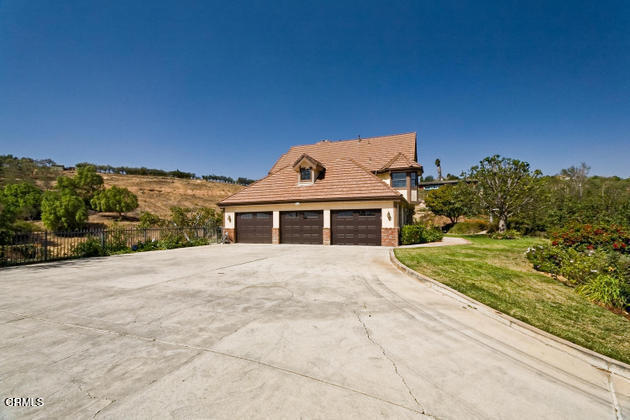 Building Photo - 6035 N Heatherton Dr