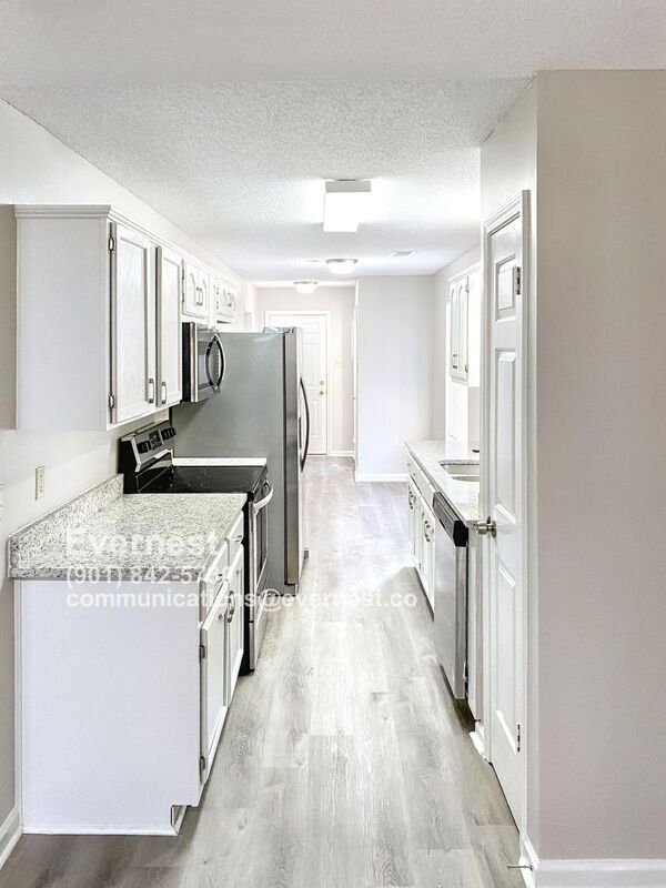 Foto principal - 8351 Mangrove Dr