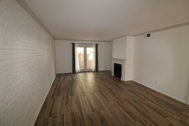Foto del edificio - 663 Bishops Lodge Rd