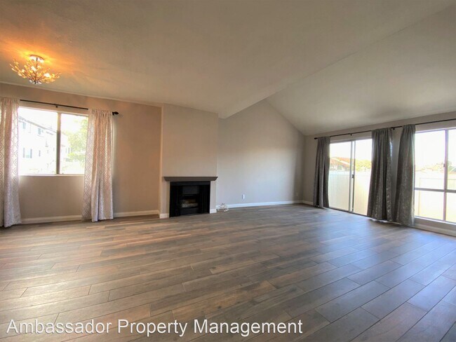 Foto del edificio - 2 br, 1.5 bath House - 826 W. Lambert Road