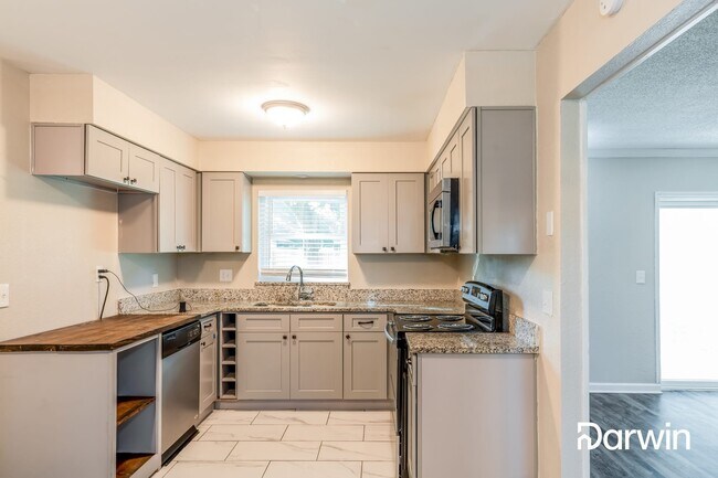 Foto del edificio - 5212 Harvard St W, Lakeland, FL 33810