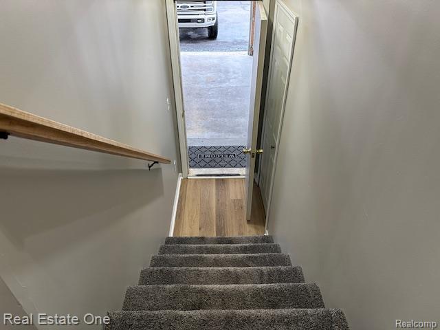 Foto del edificio - 51810 Lionel Ln