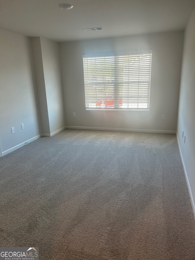 Foto del edificio - 1005 N 2nd Ave NW