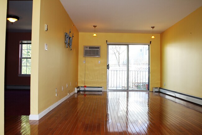 Living Room with Balcony - 130 North Kensico Avenue