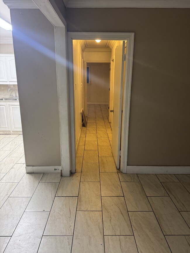 Building Photo - 3922 Halls Ferry Rd