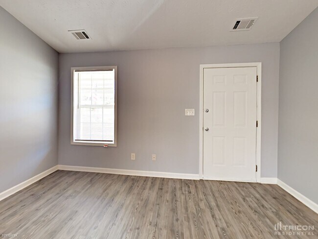 Building Photo - 184 Kings Crossing Ct