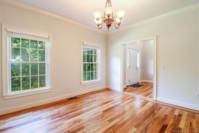 Building Photo - 1 Wades Landing