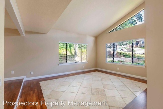 Building Photo - 5 br, 3 bath House - 2875 Vista Del Valle