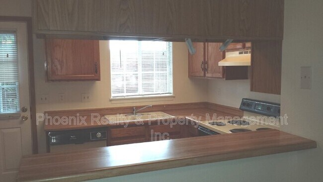 Foto del edificio - 1008A Milo Cir.