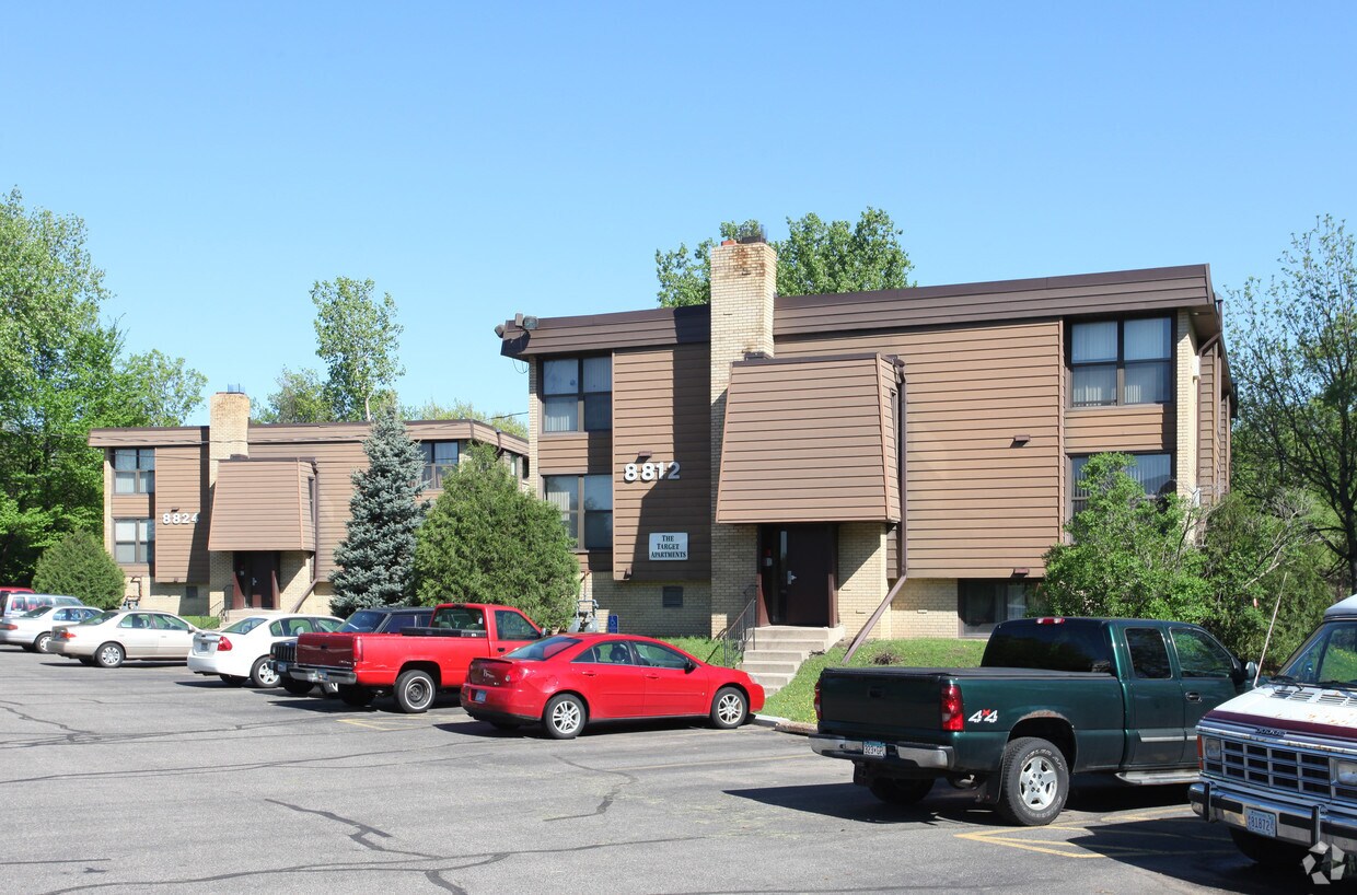 Target Apartments 88008814 W 36th St Saint Louis Park, MN