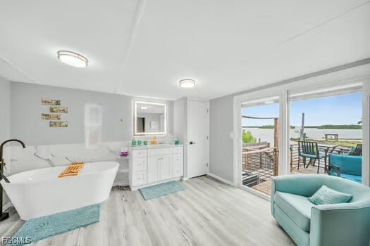 Building Photo - 70 Emily Ln