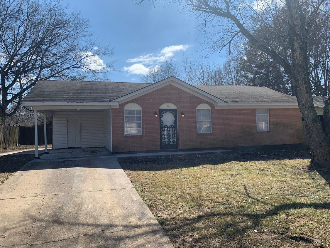 10 Howlett Cove, Jackson, TN 38305 House for Rent in Jackson, TN