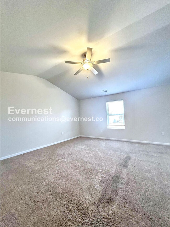 Foto del edificio - 550 Belcaro Dr