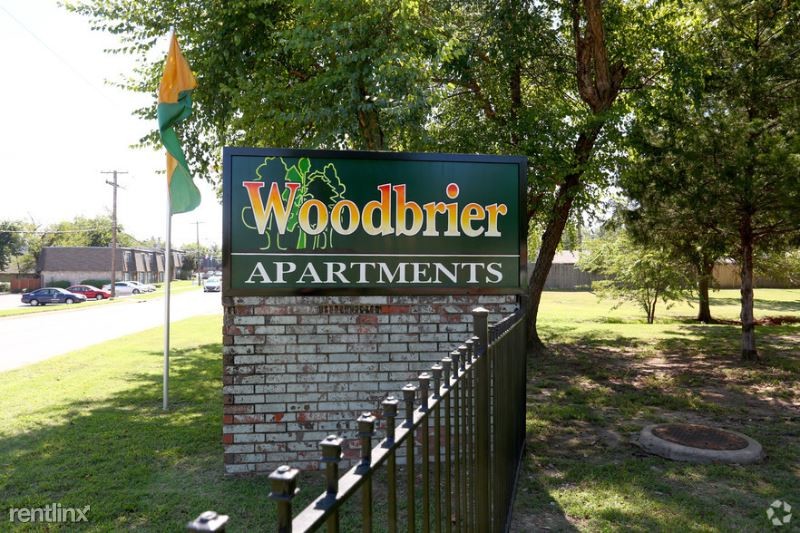 Primary Photo - 5556 Woodbrier Dr