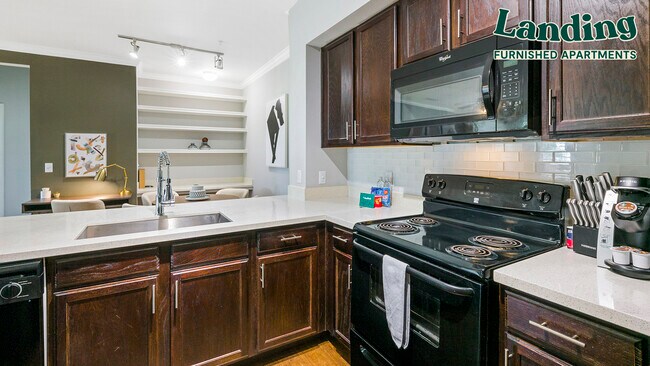 Building Photo - 14807 Woodland Hills Dr