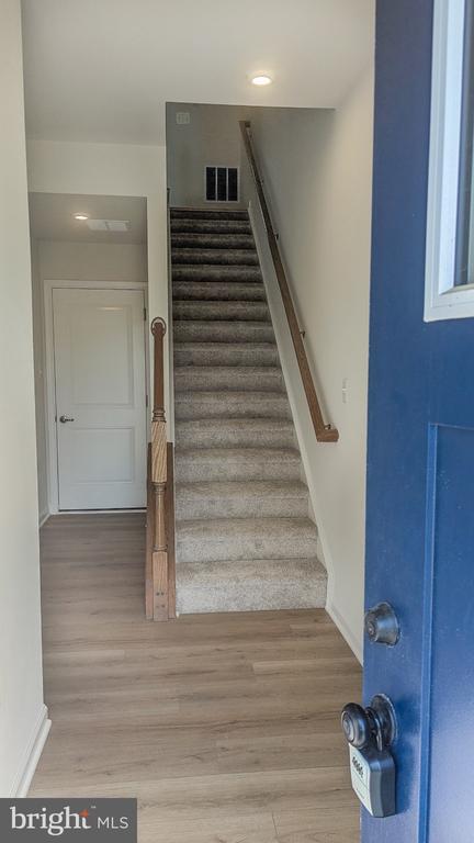 Foto del edificio - 9376 Tanfield Dr