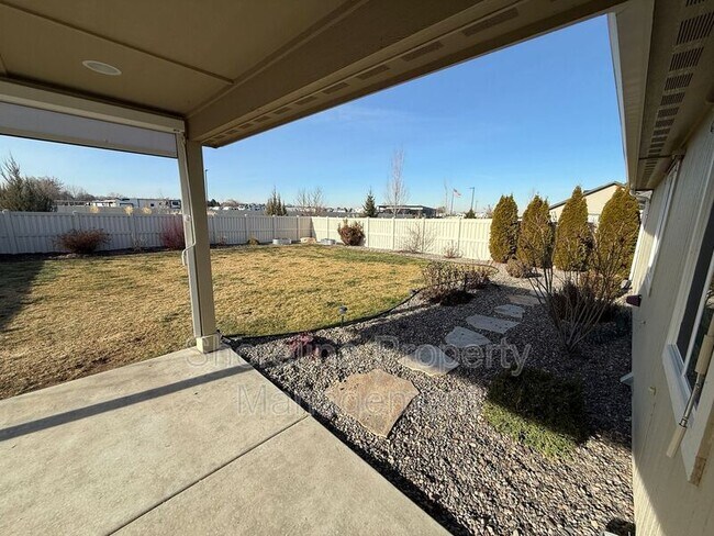 Foto del edificio - 101 N Voyage Ave