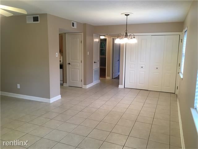 Foto principal - 2813 River Rd