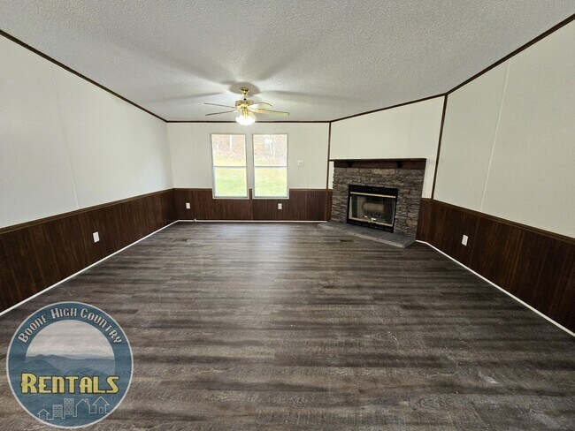 Foto del edificio - Newly Remodeled 3 Bedroom in Trade, TN