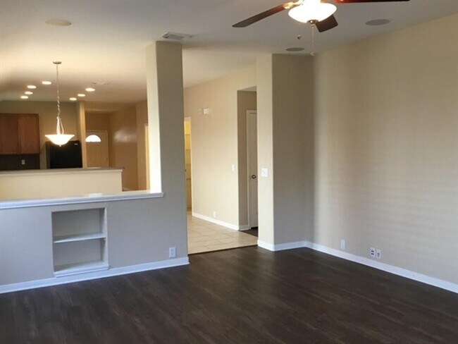 Building Photo - 16623 Grenada Falls Dr