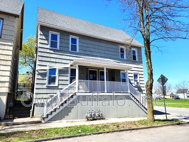 Building Photo - 444 Parkdale Ave