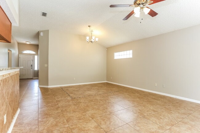 Building Photo - 1157 Brookwood Bluff Rd E