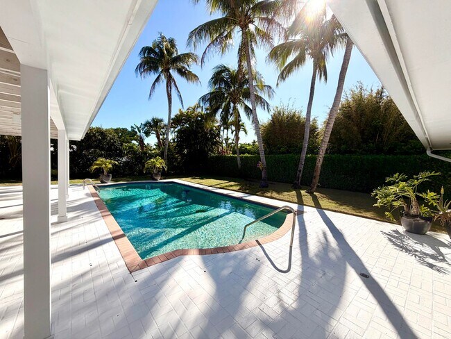 Foto del edificio - 2015 Notre Dame Dr