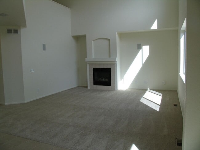 Building Photo - Gorgeous home available for rent