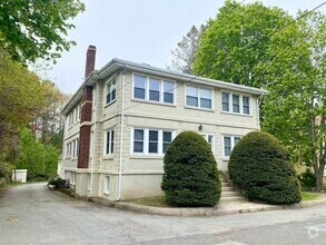 Building Photo - 8 Dunham St
