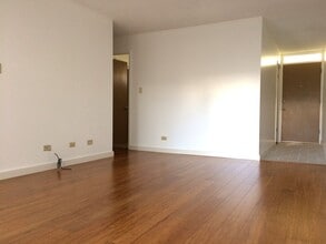 Building Photo - 2609 Ala Wai Blvd