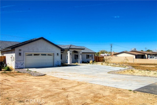 Building Photo - 12432 Kiowa Rd