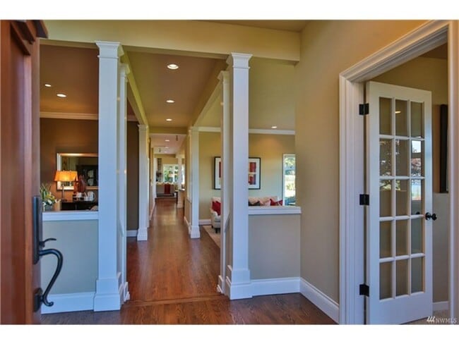 Building Photo - 4bd/3.5ba Kirkland House