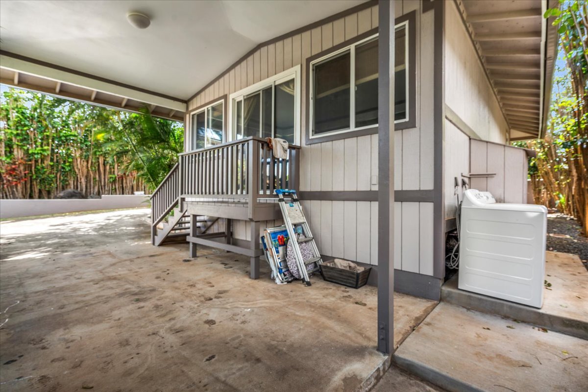 Building Photo - 55 Piimauna St
