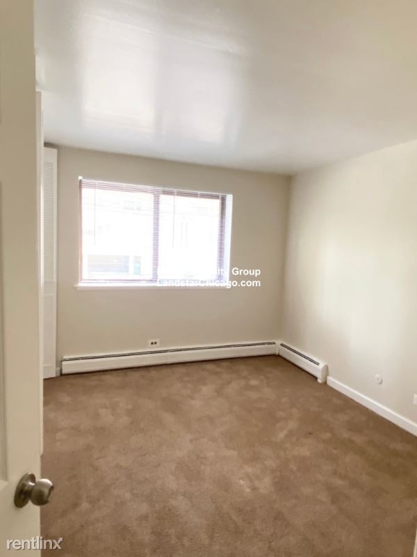 Foto del edificio - 5909 N Kenmore Ave